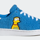 Imagen para el artículo titulado Adidas ha convertido el mítico meme de 'Homer en el arbusto' en unas zapatillas